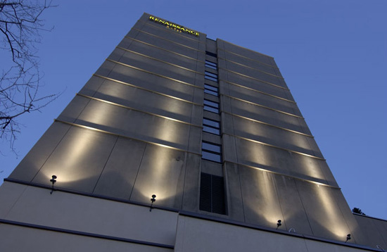 Sports and area flood lighting | Lighting | [EYE] IWASAKI ELECTRIC