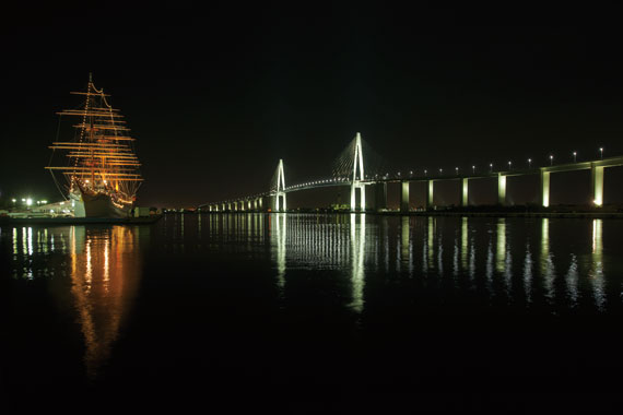 Shinminato Bridge