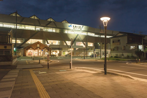 Itoigawa Station-Front Plaza (Nihonkai Exit, Alps Exit)
